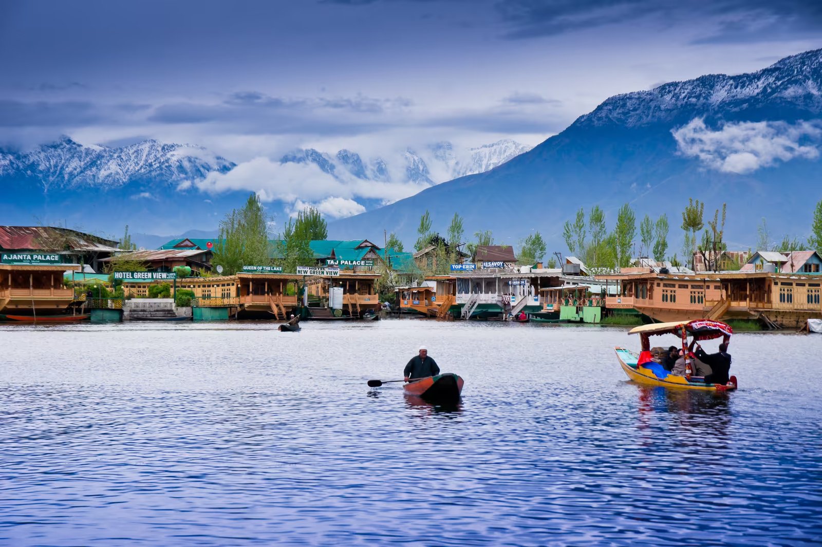 Kashmir Srinagar